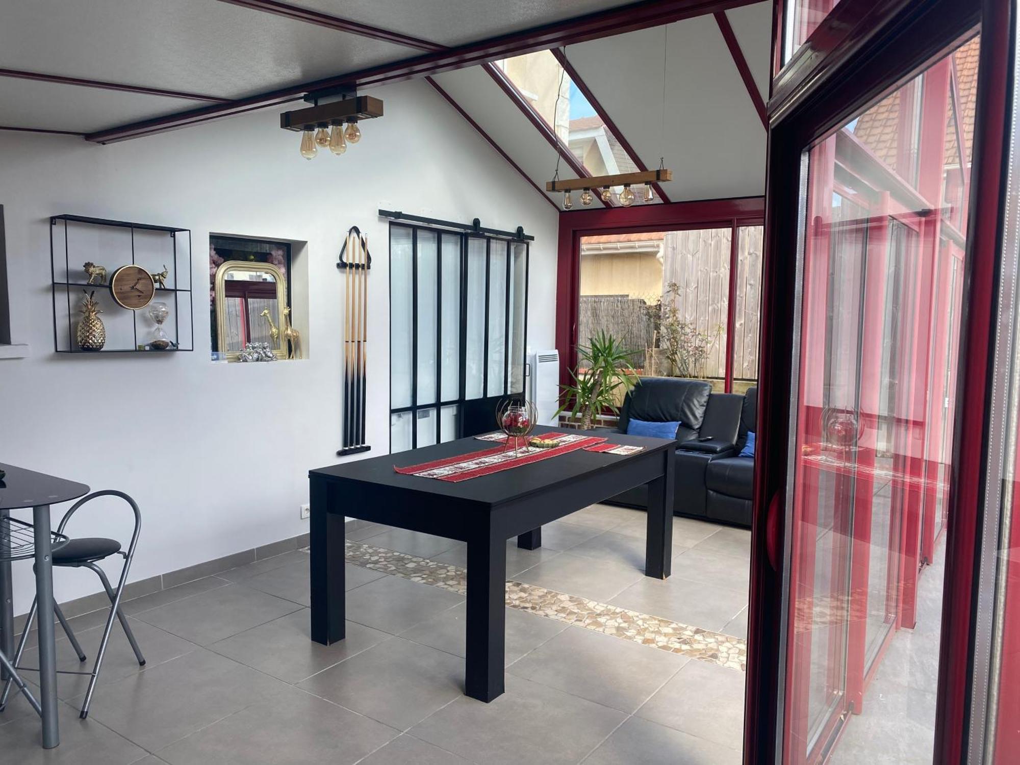 Dependance Avec Billard A Proximite Zenith Rouen Hotell Le Grand-Quevilly Eksteriør bilde